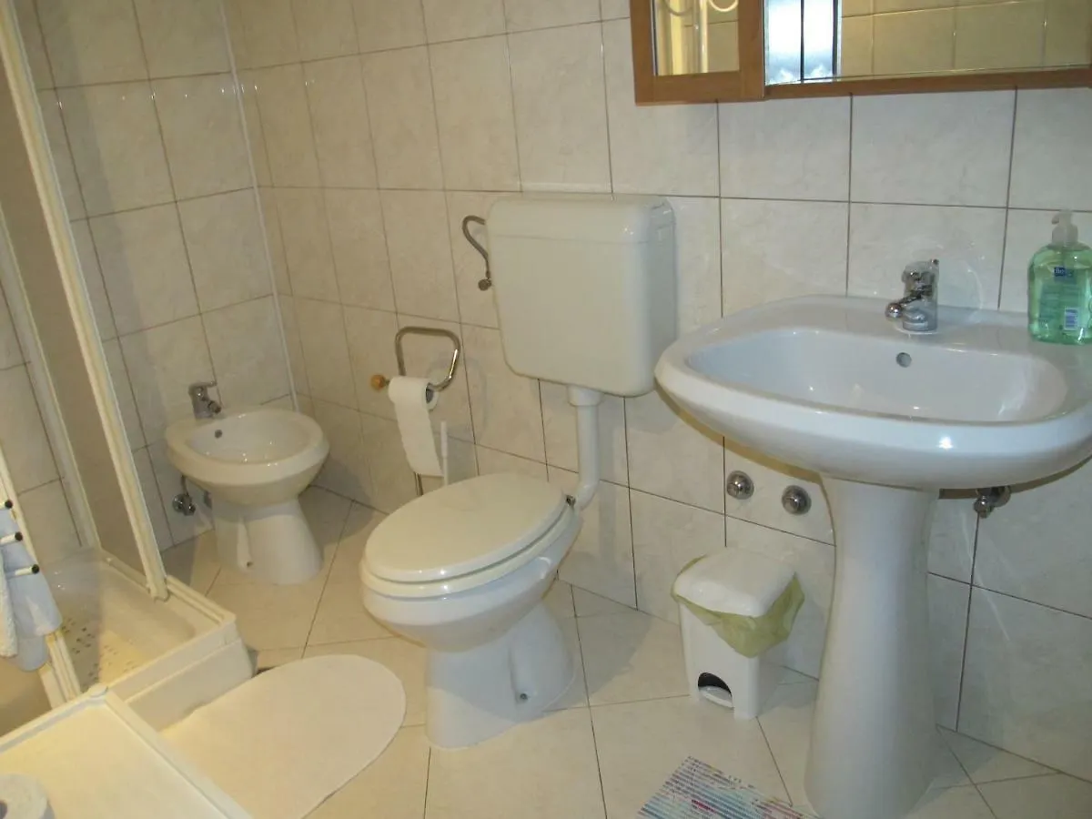 Ferienwohnung Purple House Pula