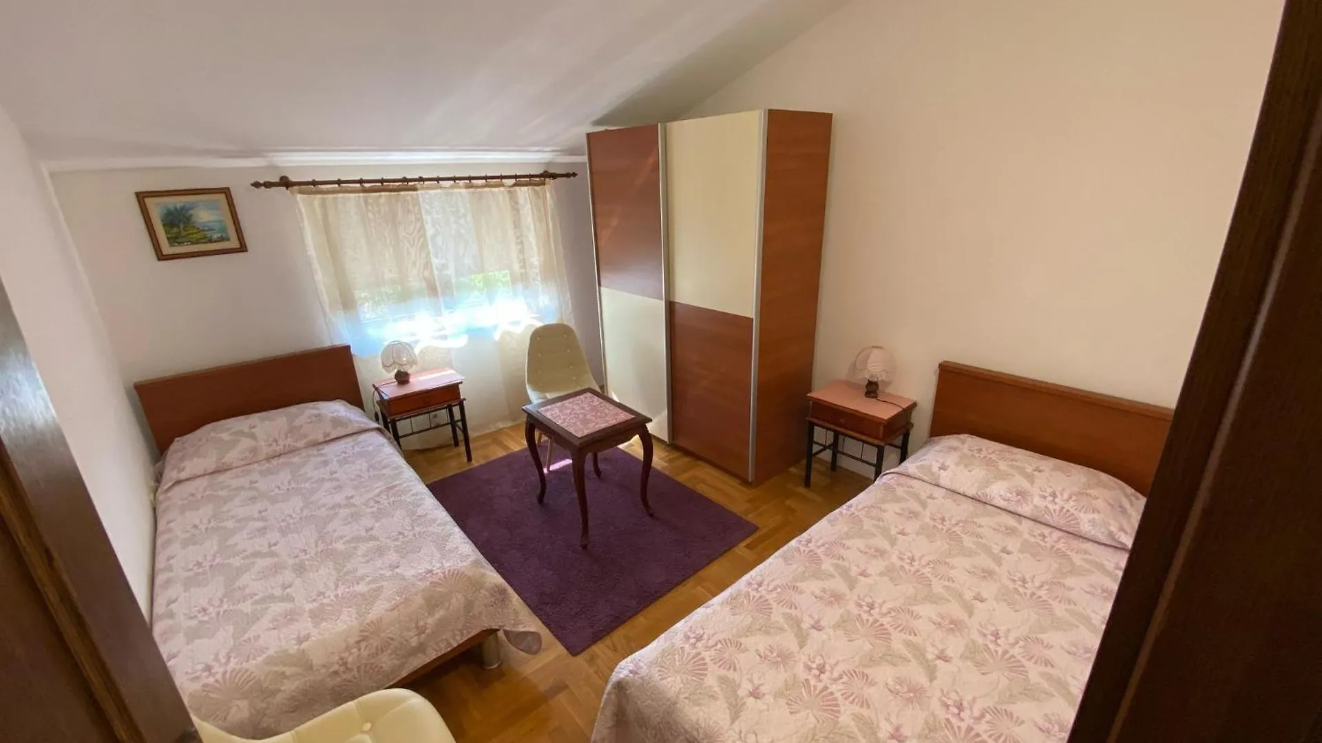 Purple House Apartment Pula